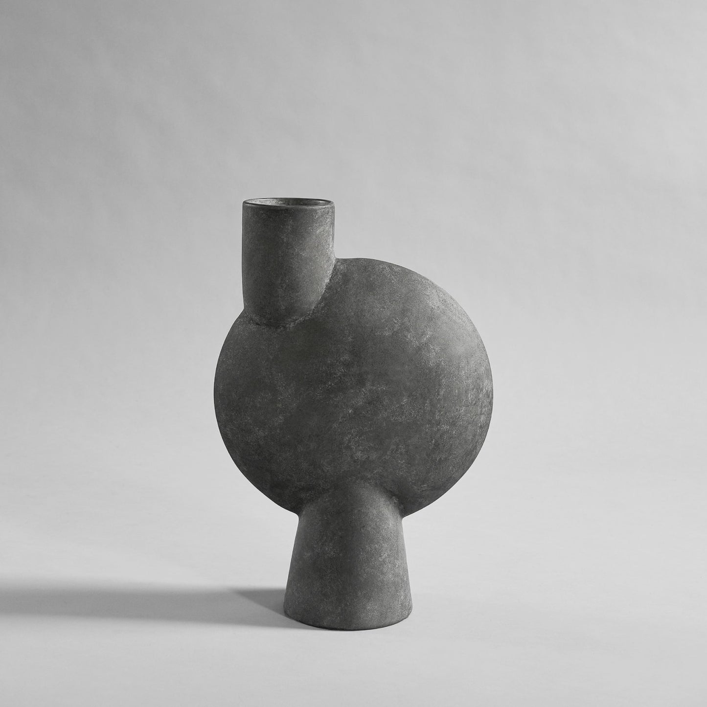 sphere-dark-grey