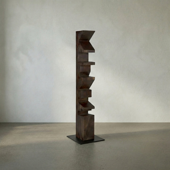 Blakely Statue, Teak