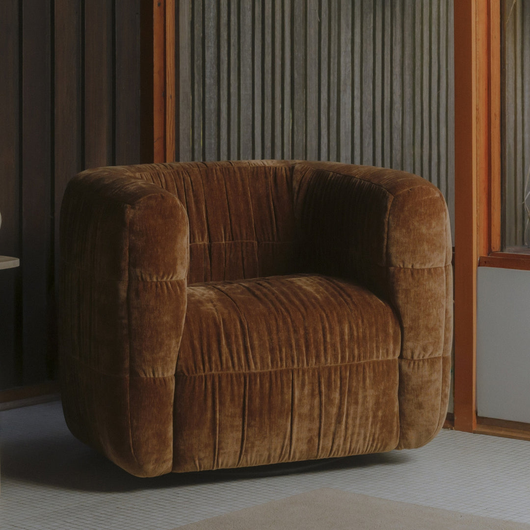 Alma Swivel Chair