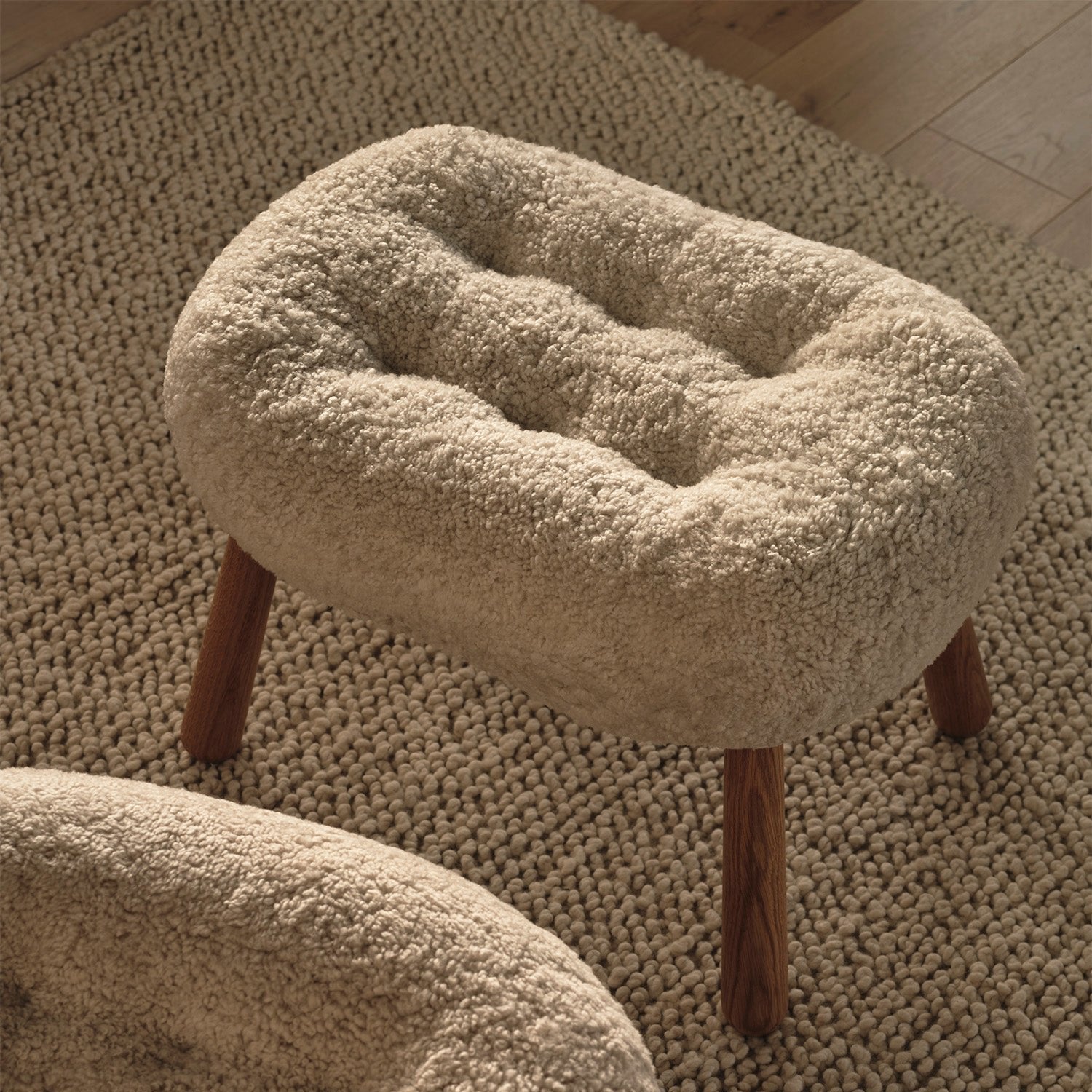 Clam Stool - Sheepskin | Forom