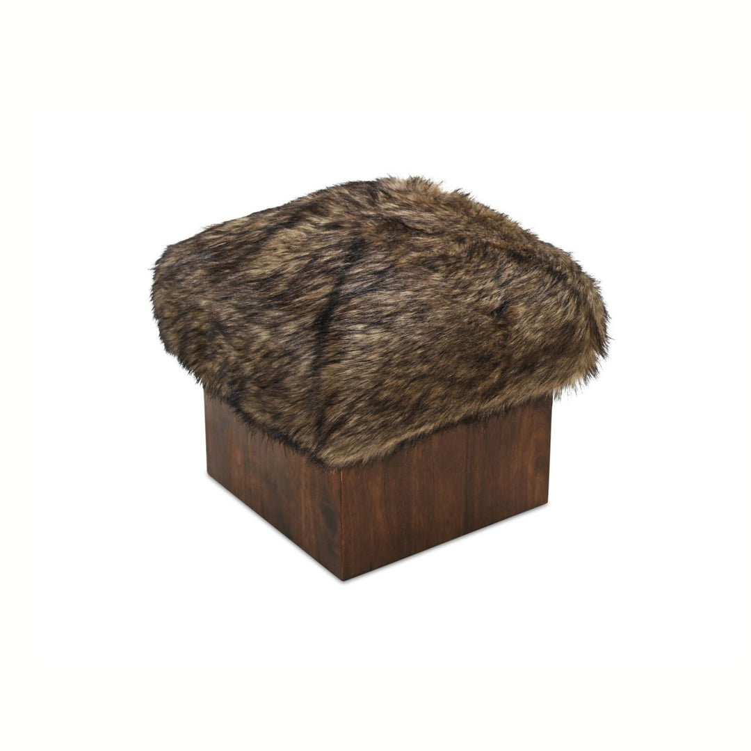 Estella Ottoman