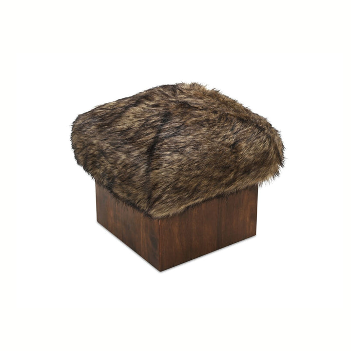 Estella Ottoman