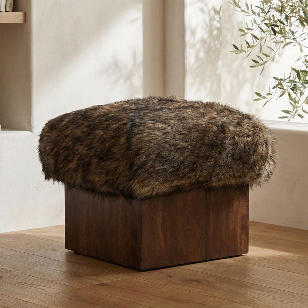 Estella Ottoman