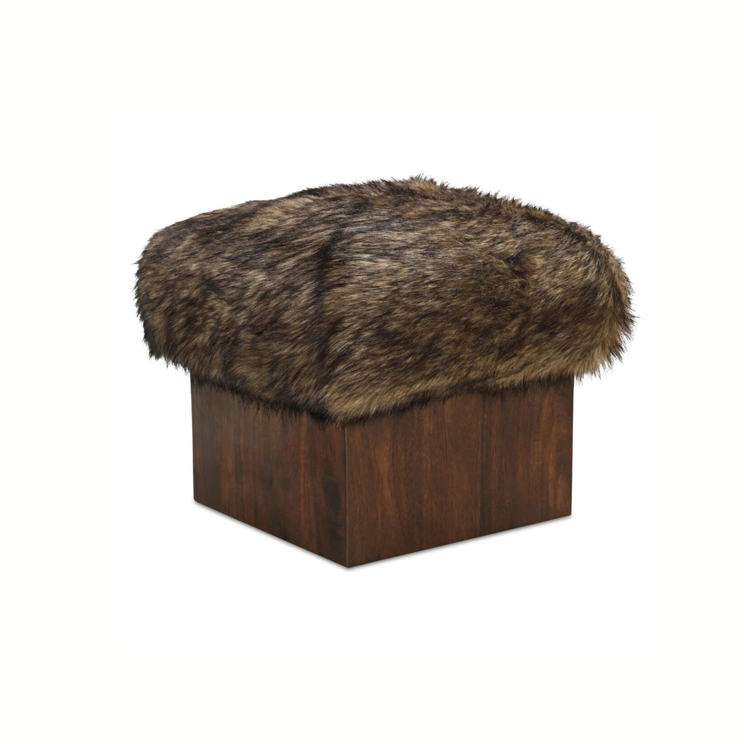 Estella Ottoman