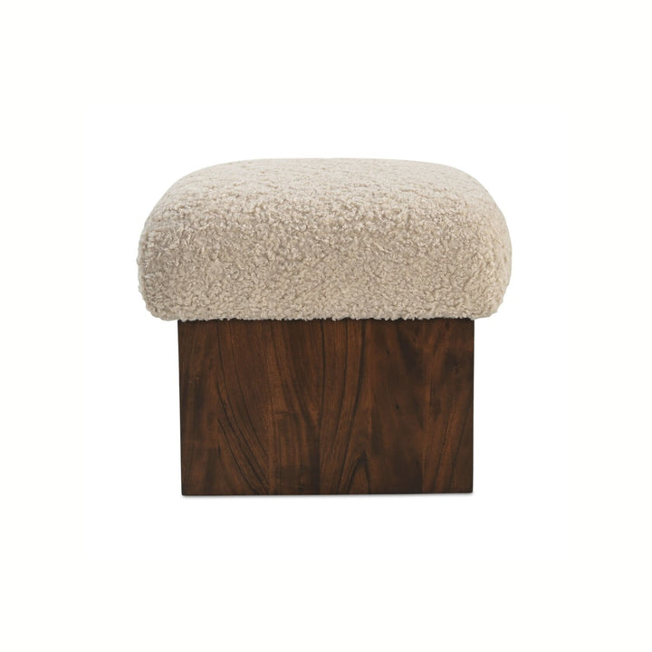 Estella Ottoman