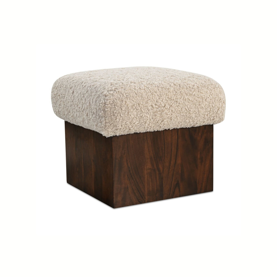 Estella Ottoman