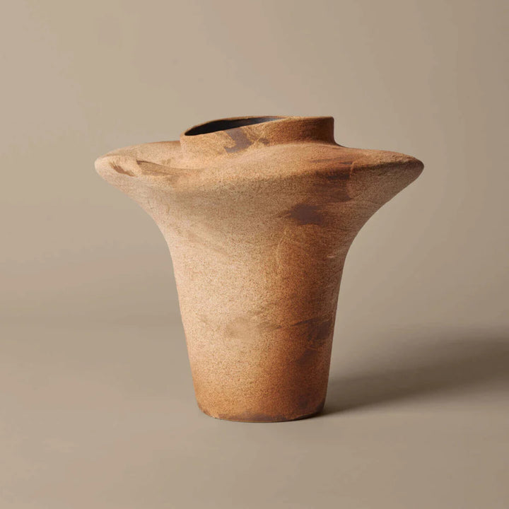 Evio Vase