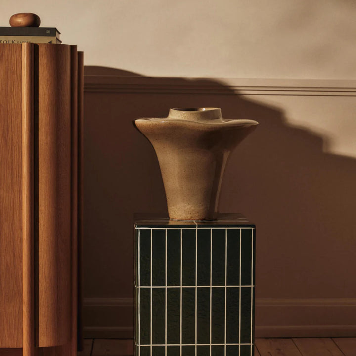 Evio Vase