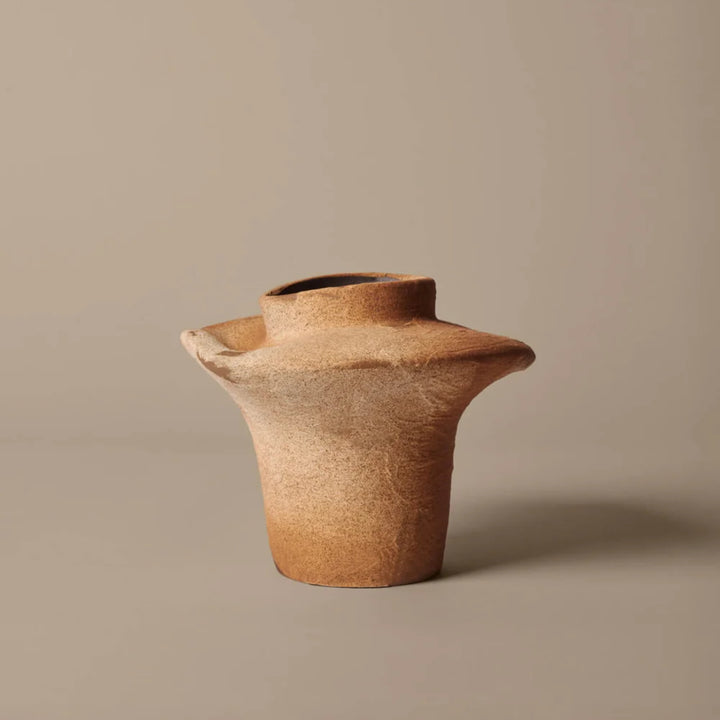 Evio Vase