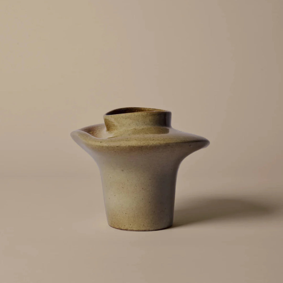 Evio Vase