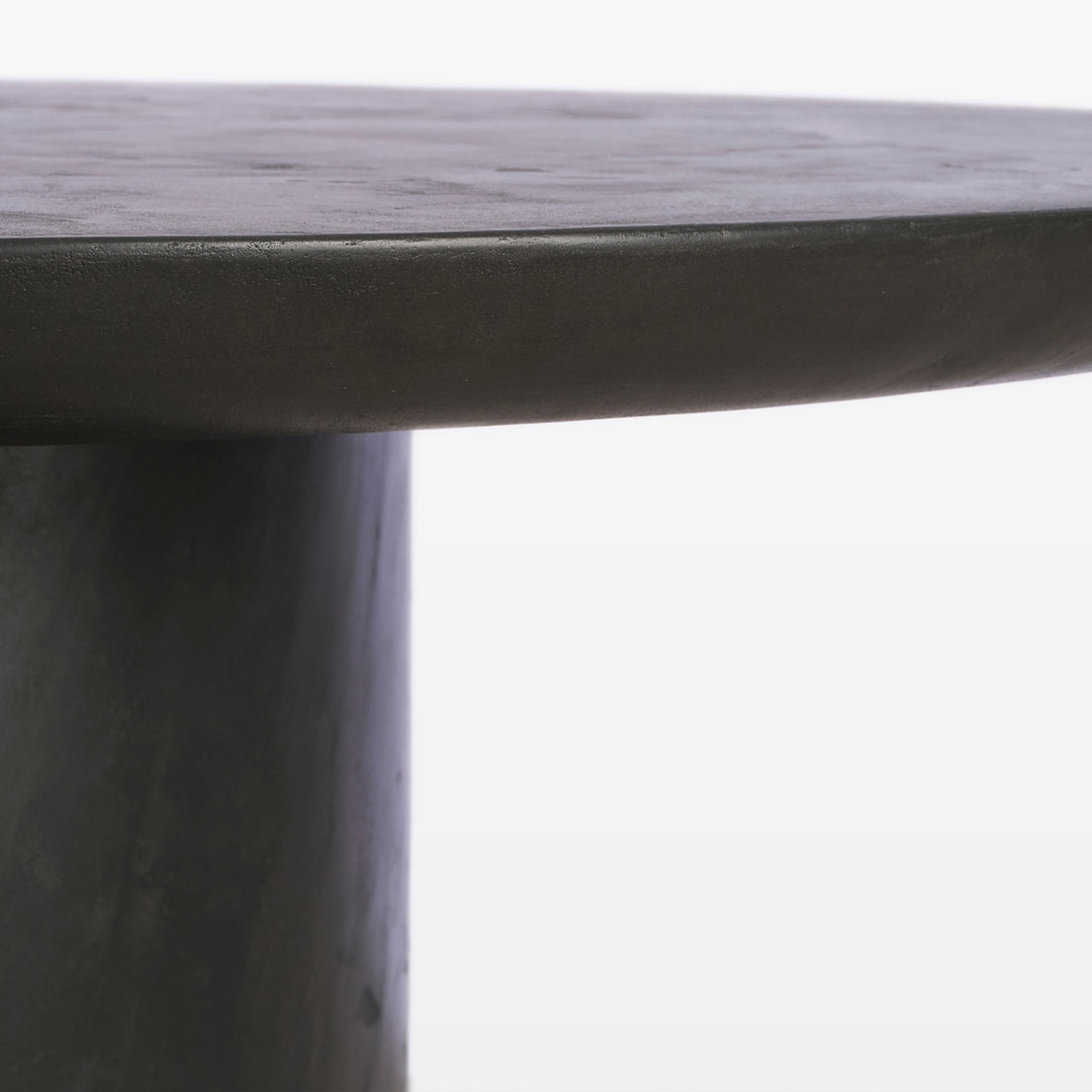 Callie 120 Round Dining Table