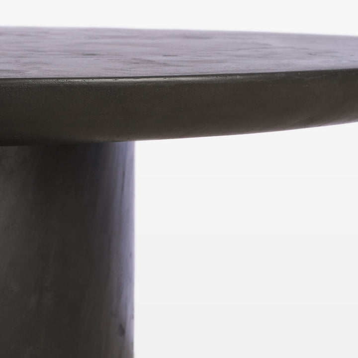 Callie 120 Round Dining Table