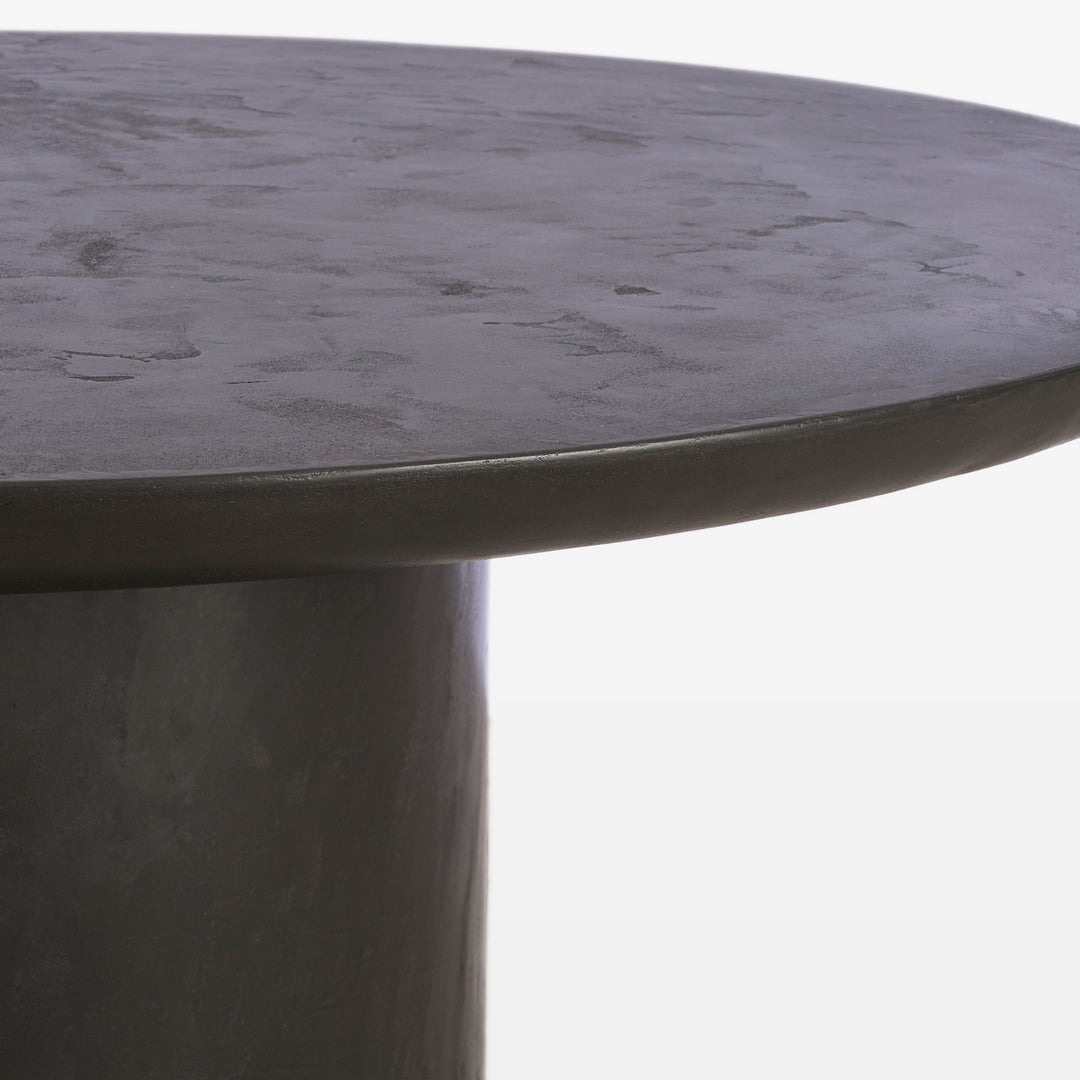 Callie 120 Round Dining Table