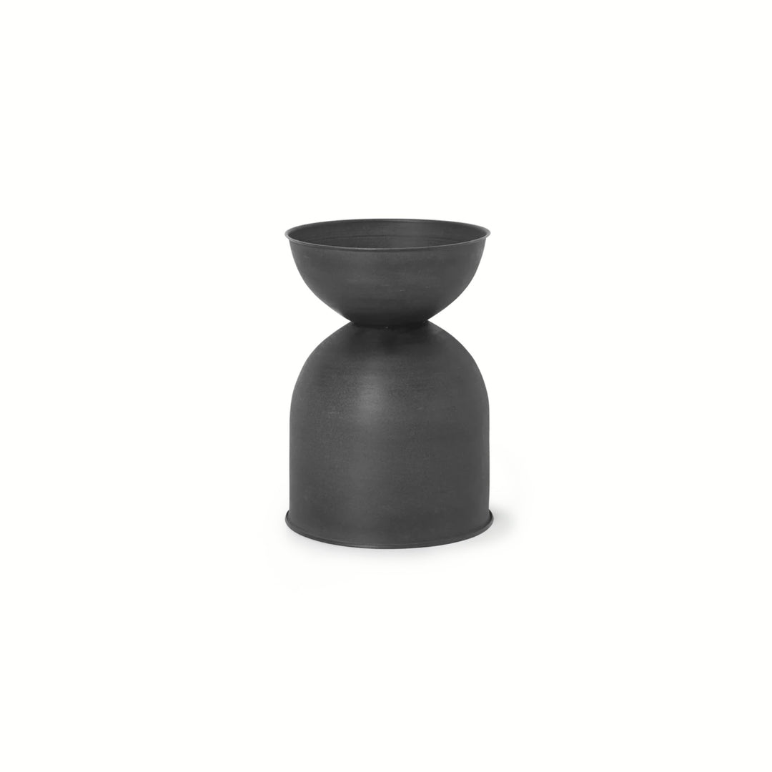 Hourglass Pot