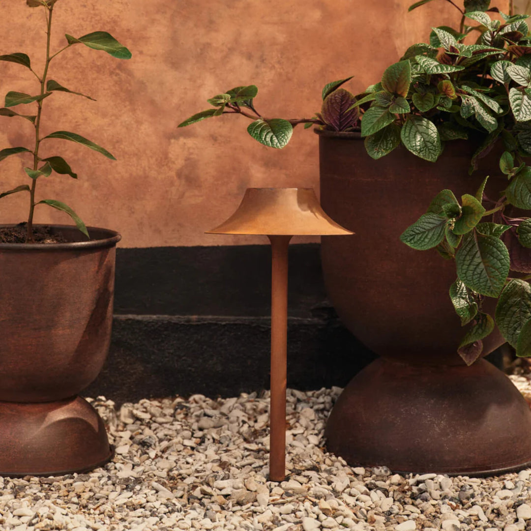 Hourglass Pot