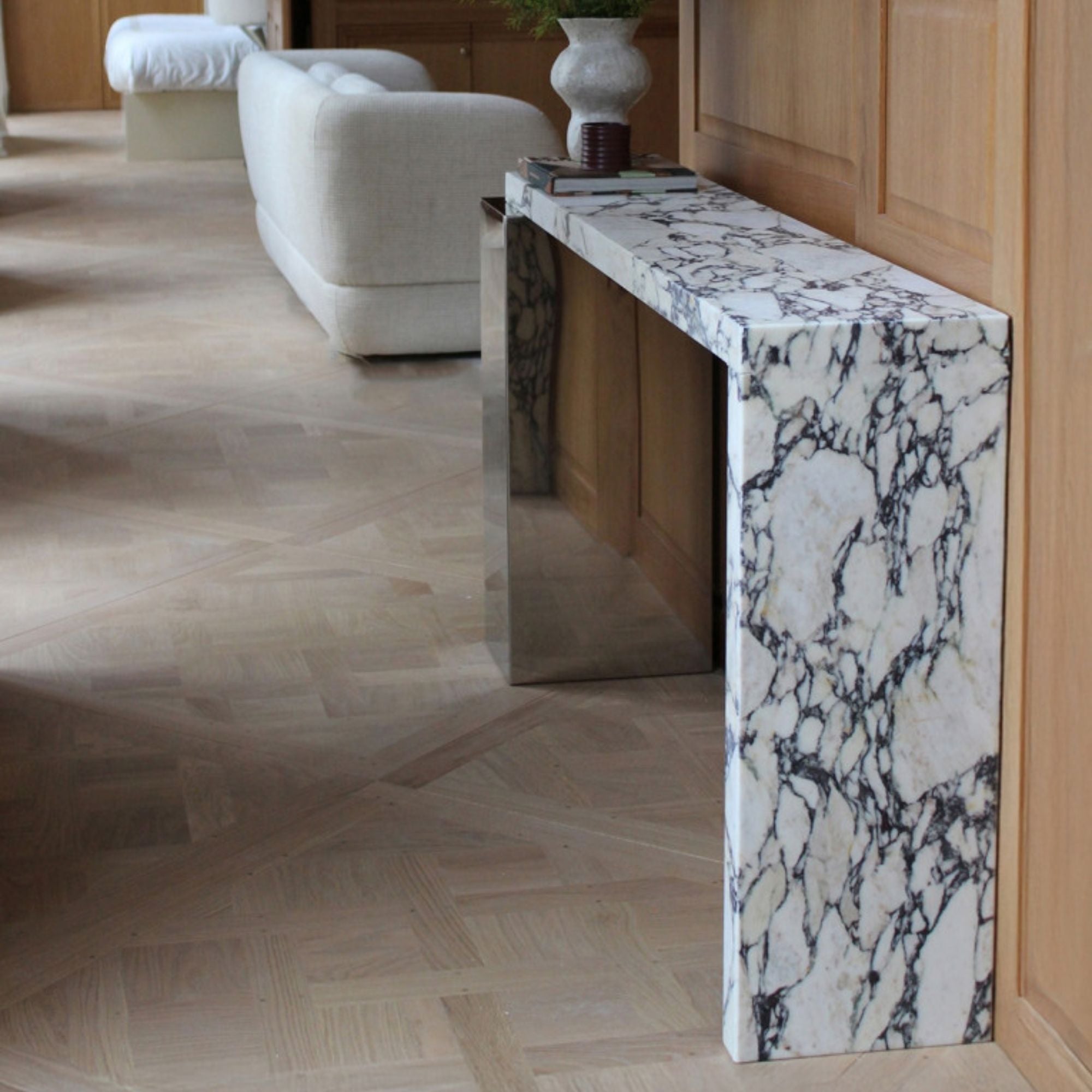 Jill Calacatta Viola & Inox Console – Forom