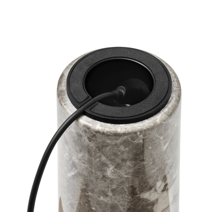 Kizu Portable Table Lamp