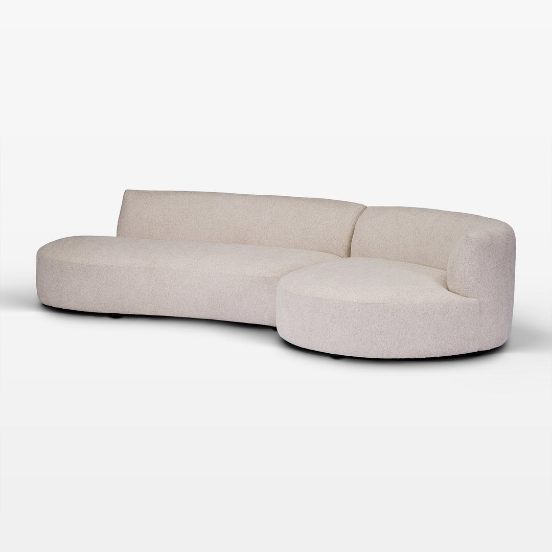 Liona Curve Sectional