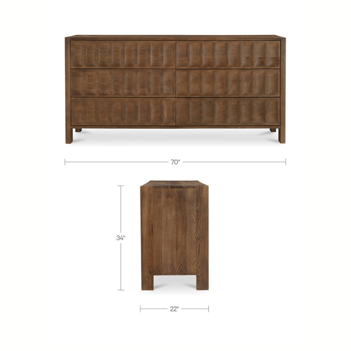 Lyra Dresser