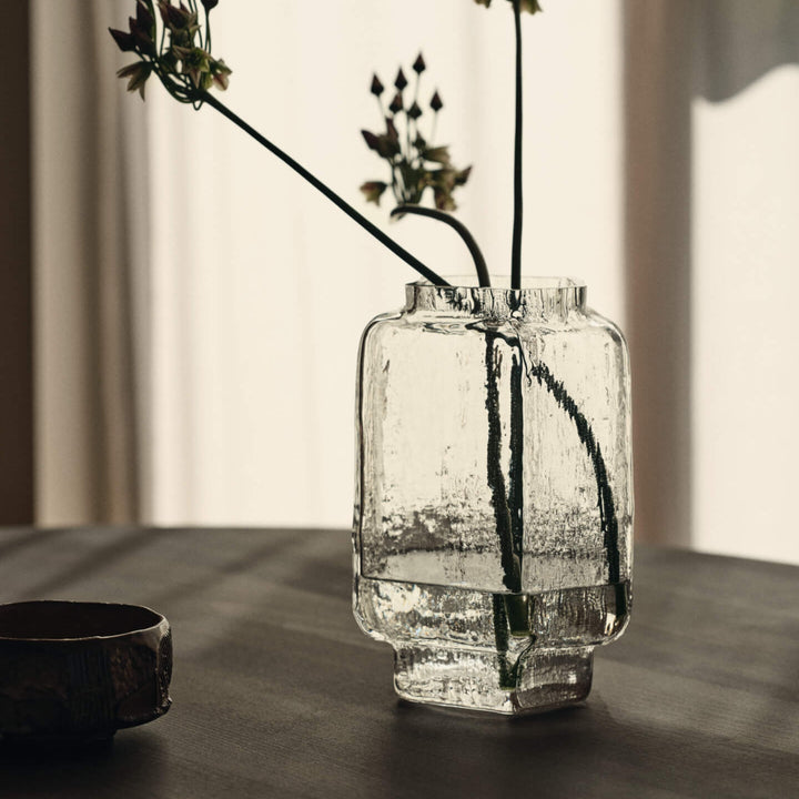 Mokuri Vase