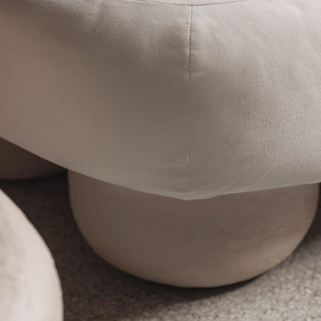 Movchun Chair