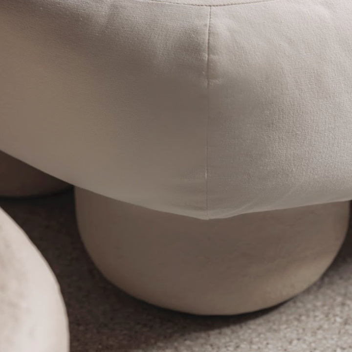 Movchun Chair