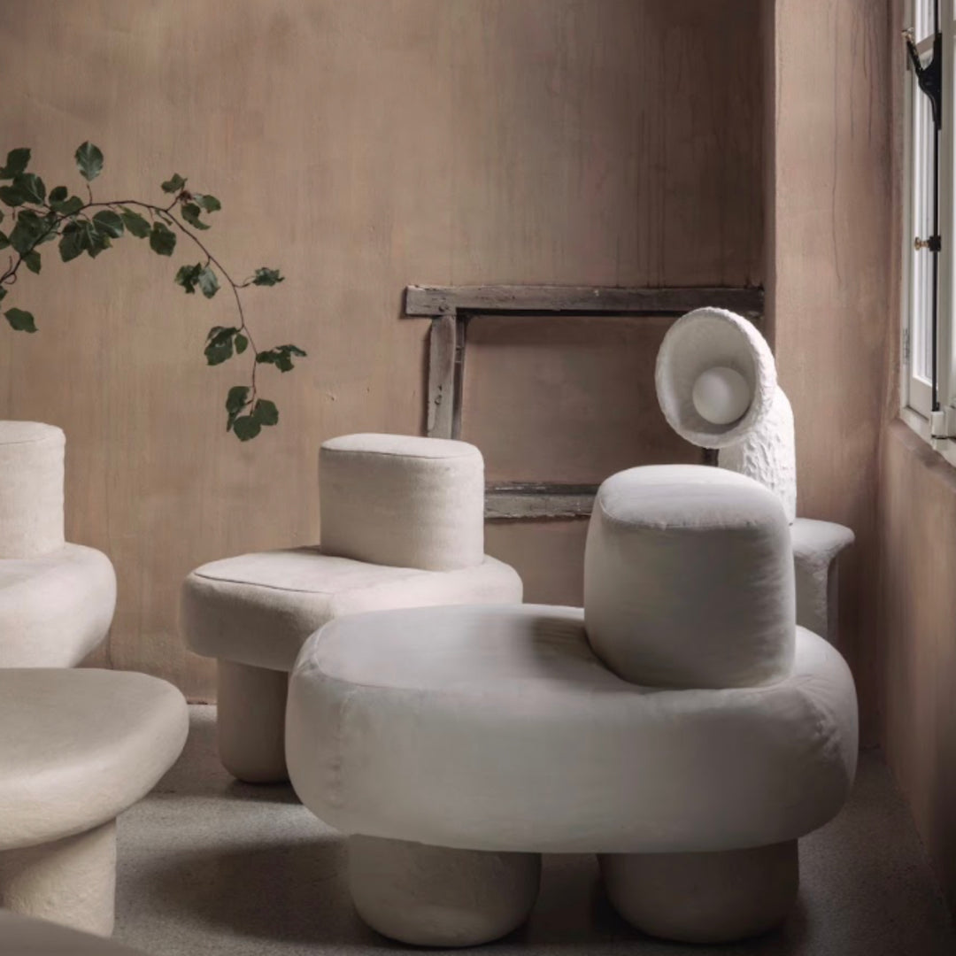 Movchun Chair