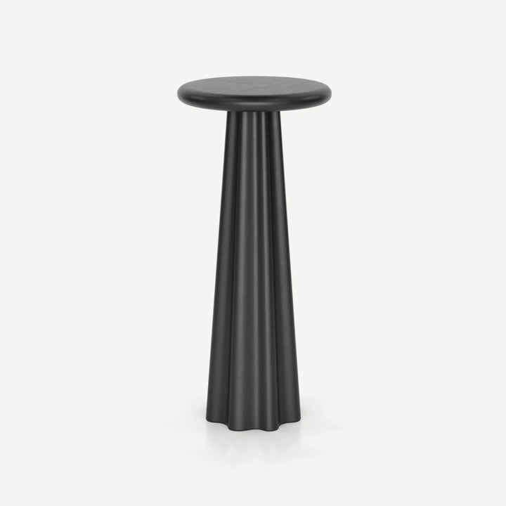 Nia Pedestal