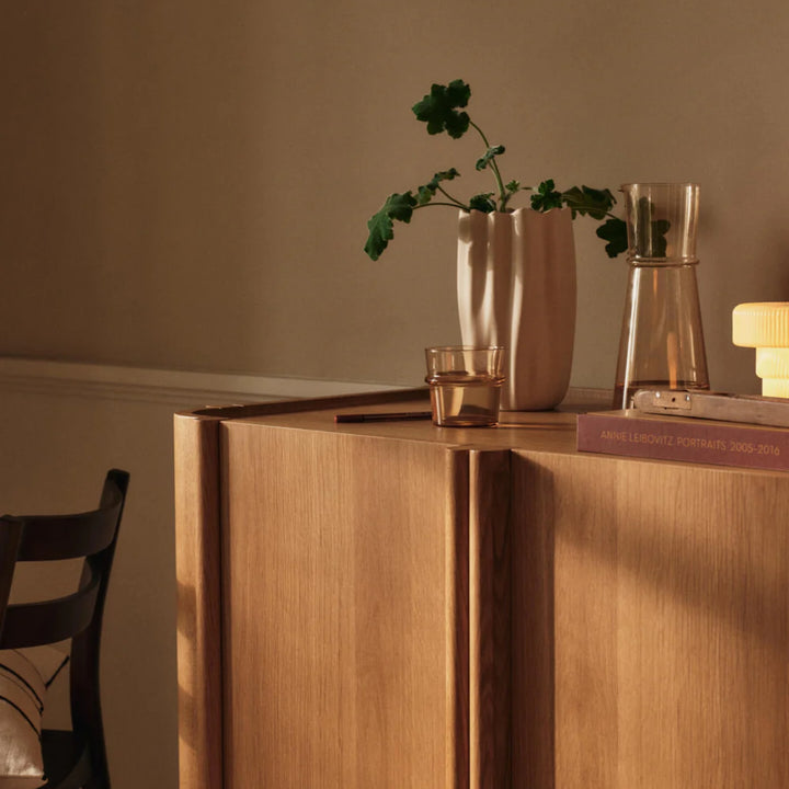 Nium Vase