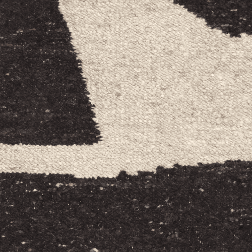 Piece Rug - Off-white/Coffee Swatch