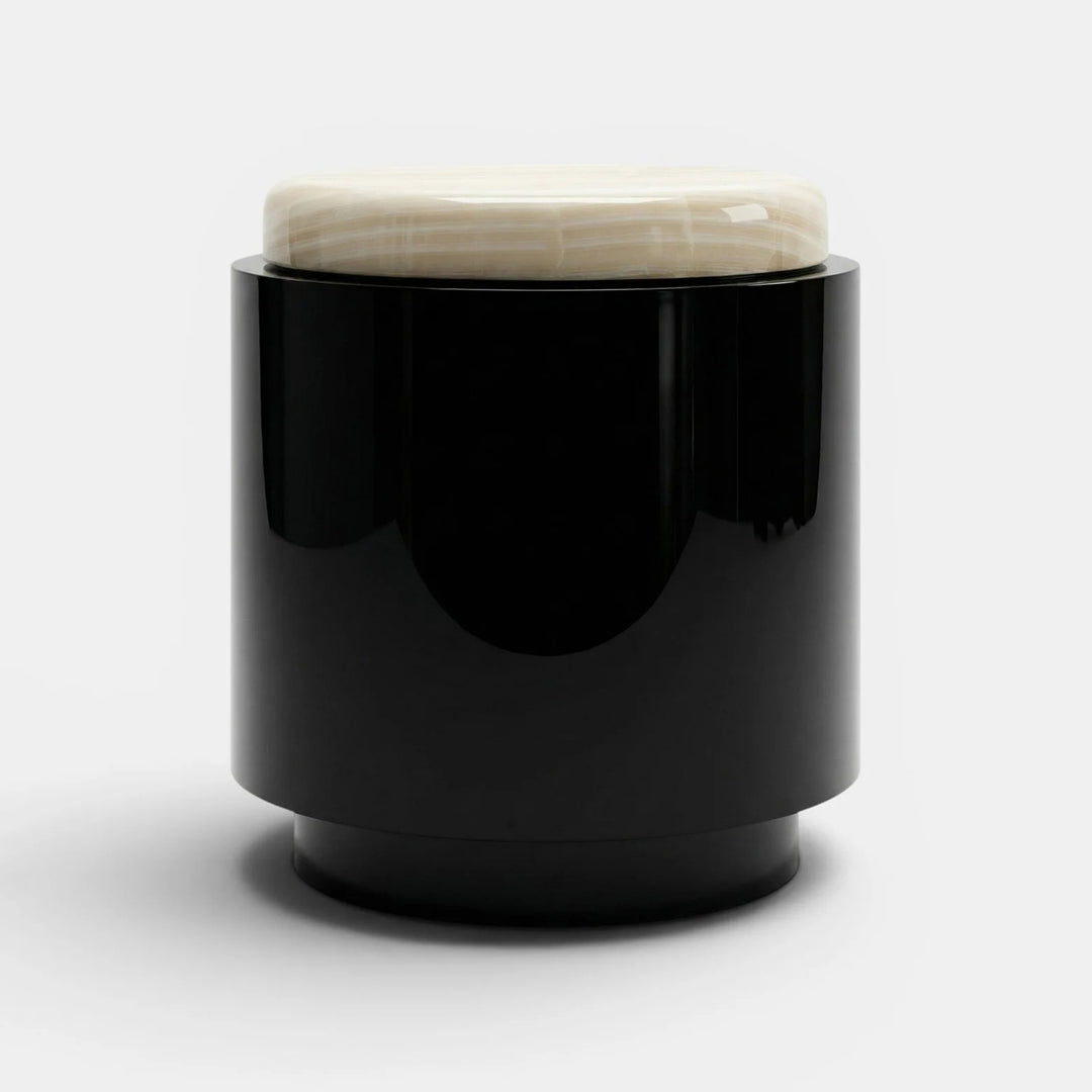 Pompon Black And Ivory Onyx