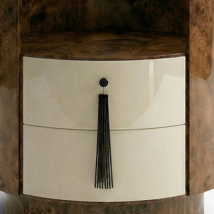 Pompon Dark Burl Wood Off-White And Black