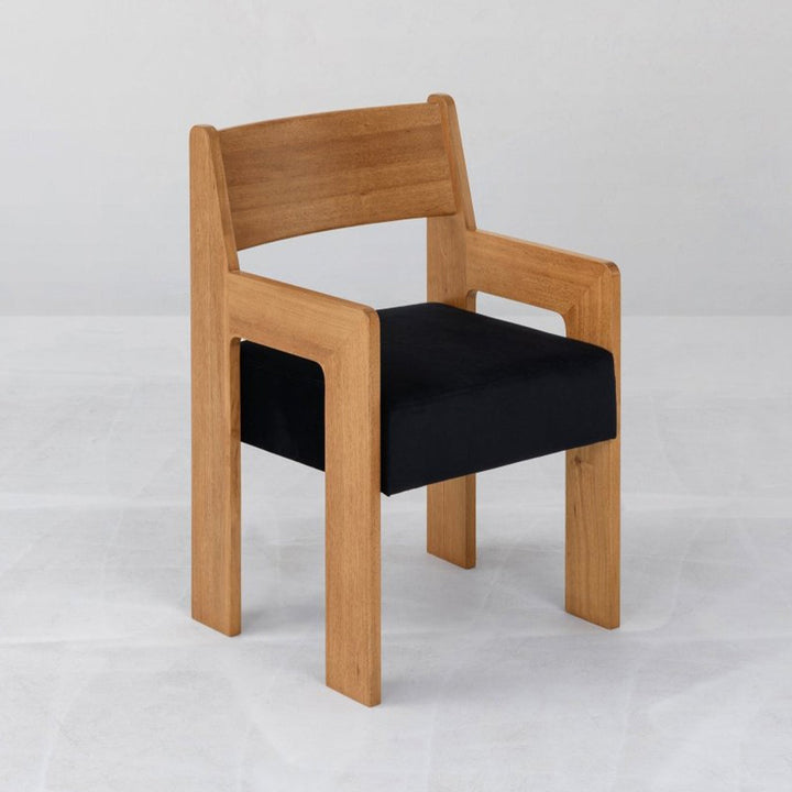 Reka Armchair