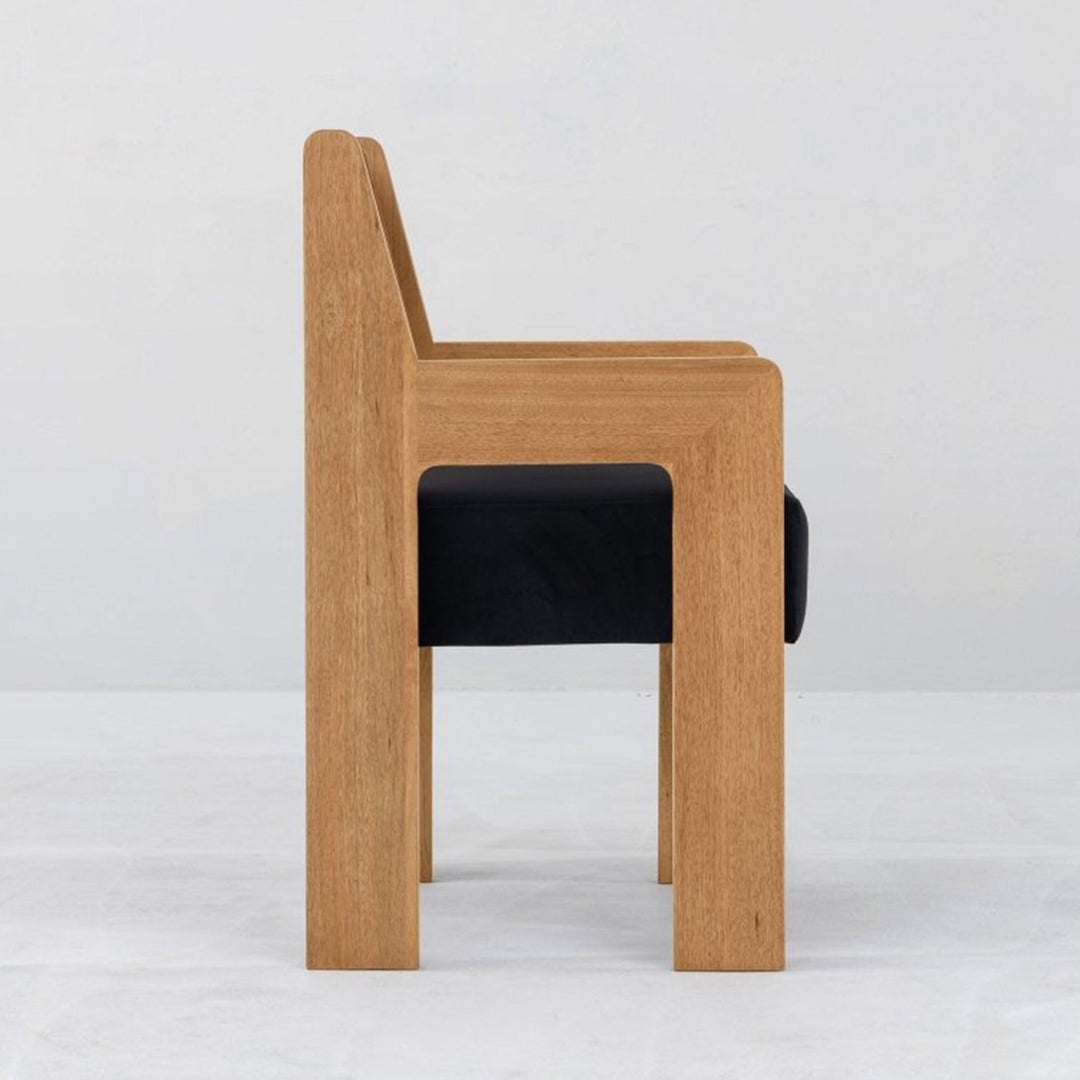 Reka Armchair