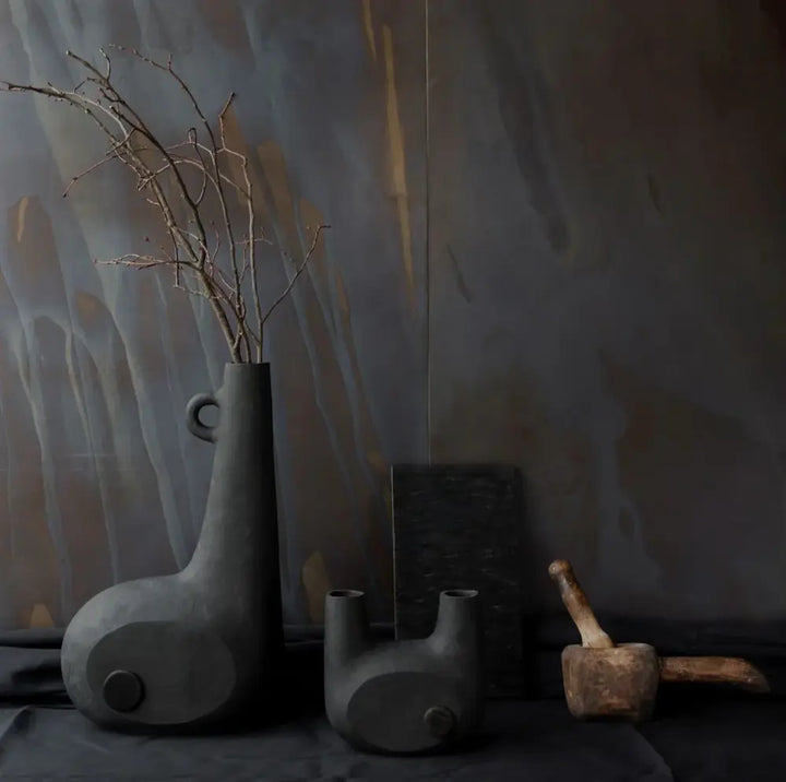 Small Sculpted Vase Black