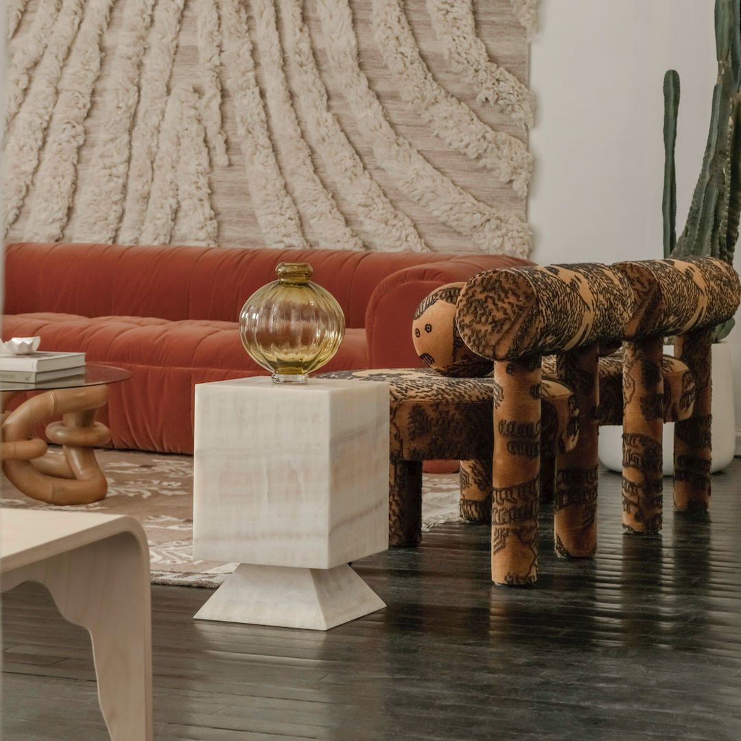 Vanilla Onyx Side Table - Floor Model Grade C