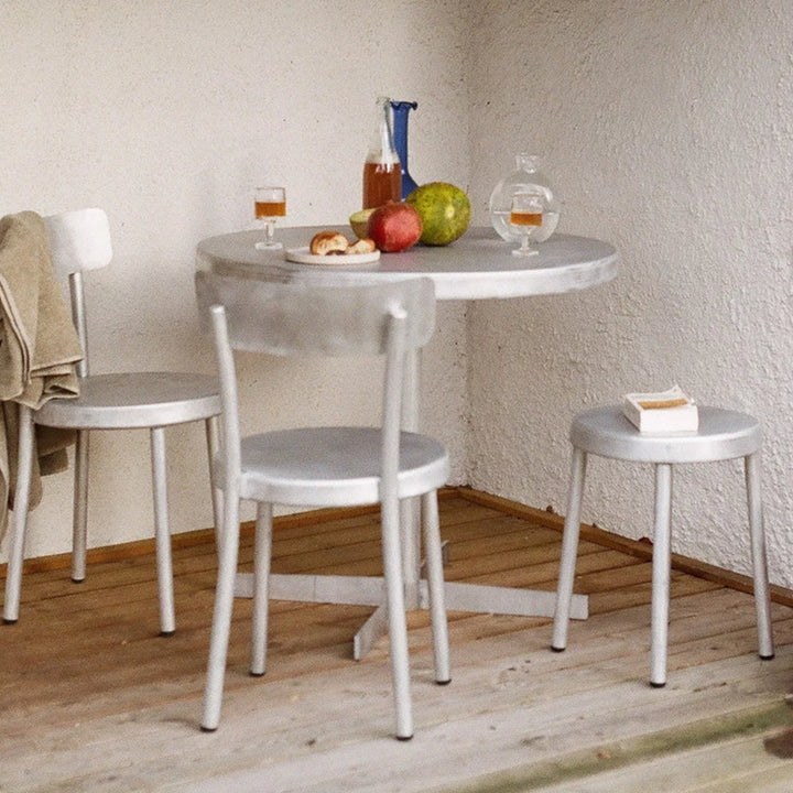 Tasca Table