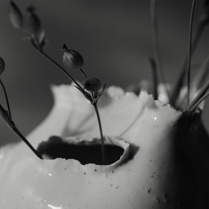 Tereo Vase - Off-White Speckle