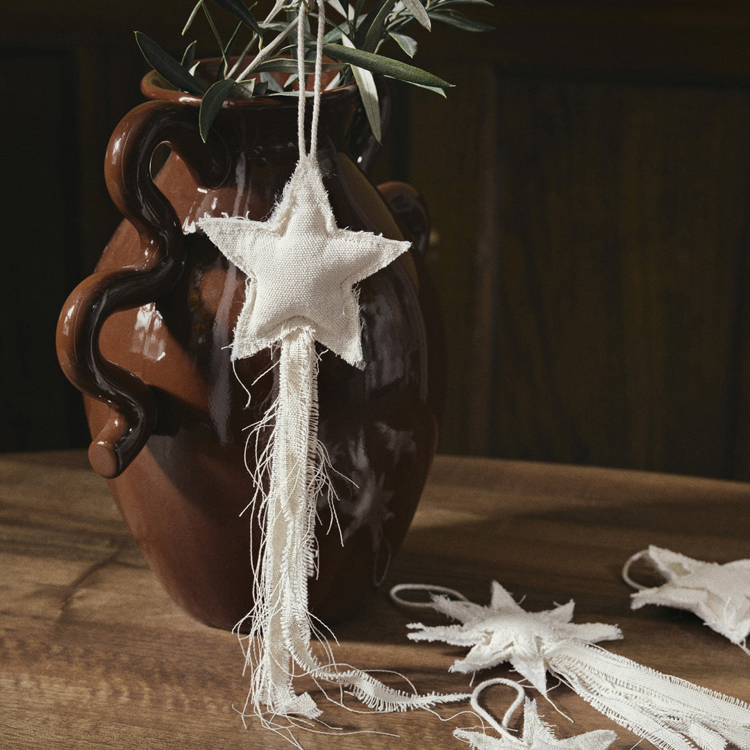 Vela Star Ornaments - Set of 4 - Natural