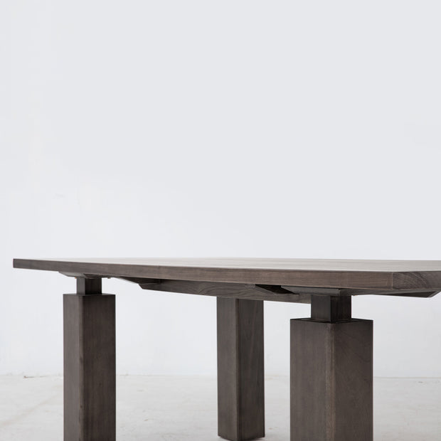 Wolo Dining Table
