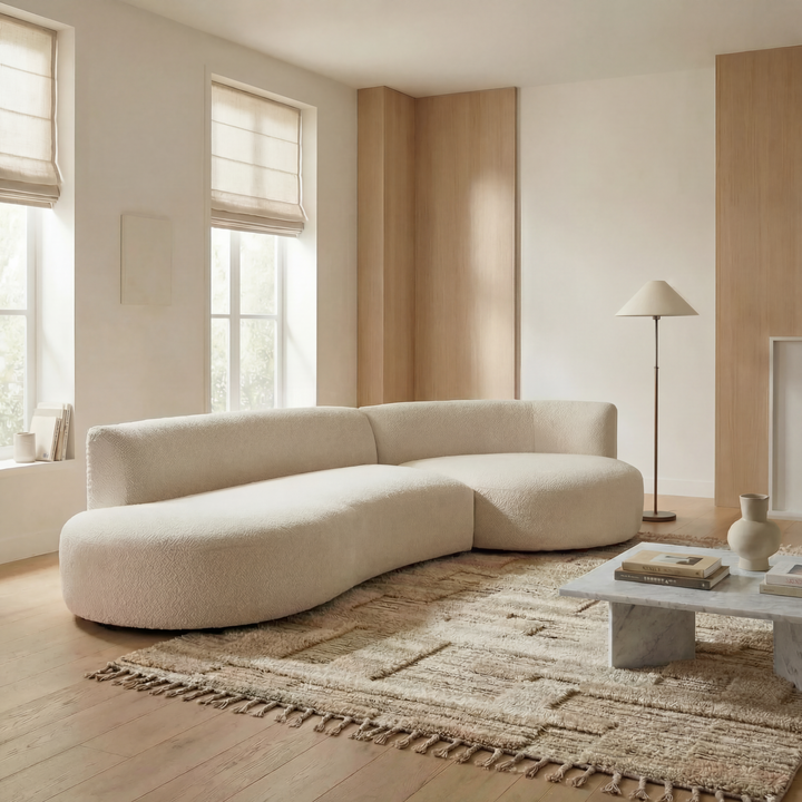 Liona Curve Sectional
