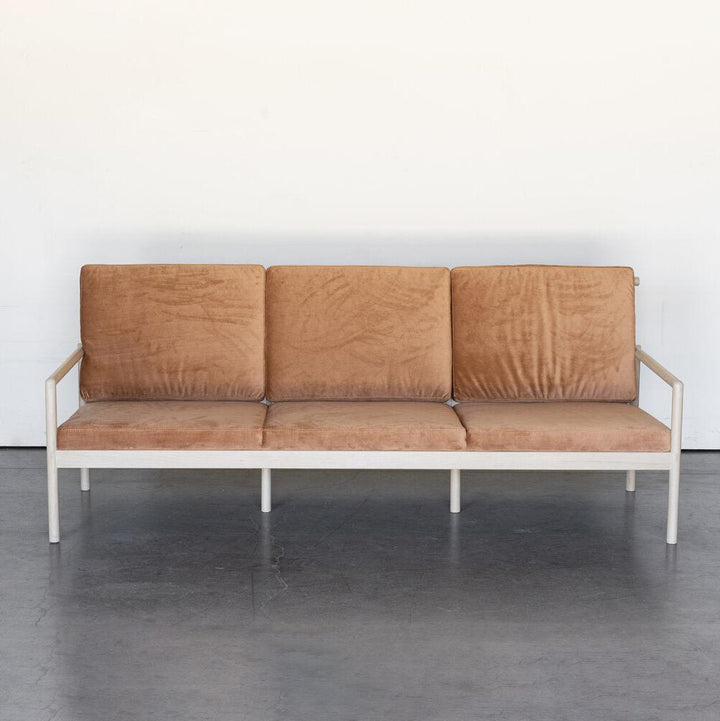 Ten Sofa