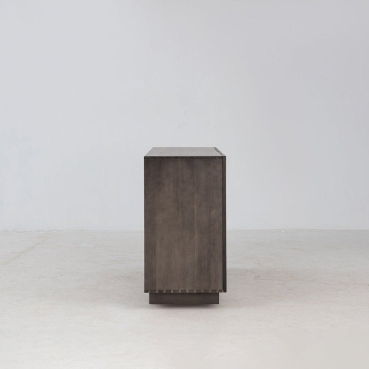 Wolo Sideboard