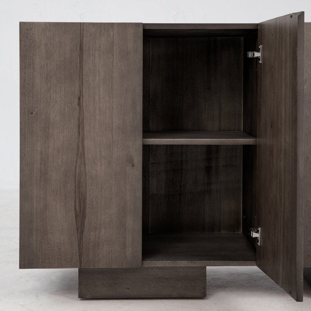 Wolo Sideboard