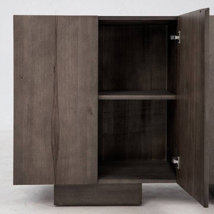 Wolo Sideboard