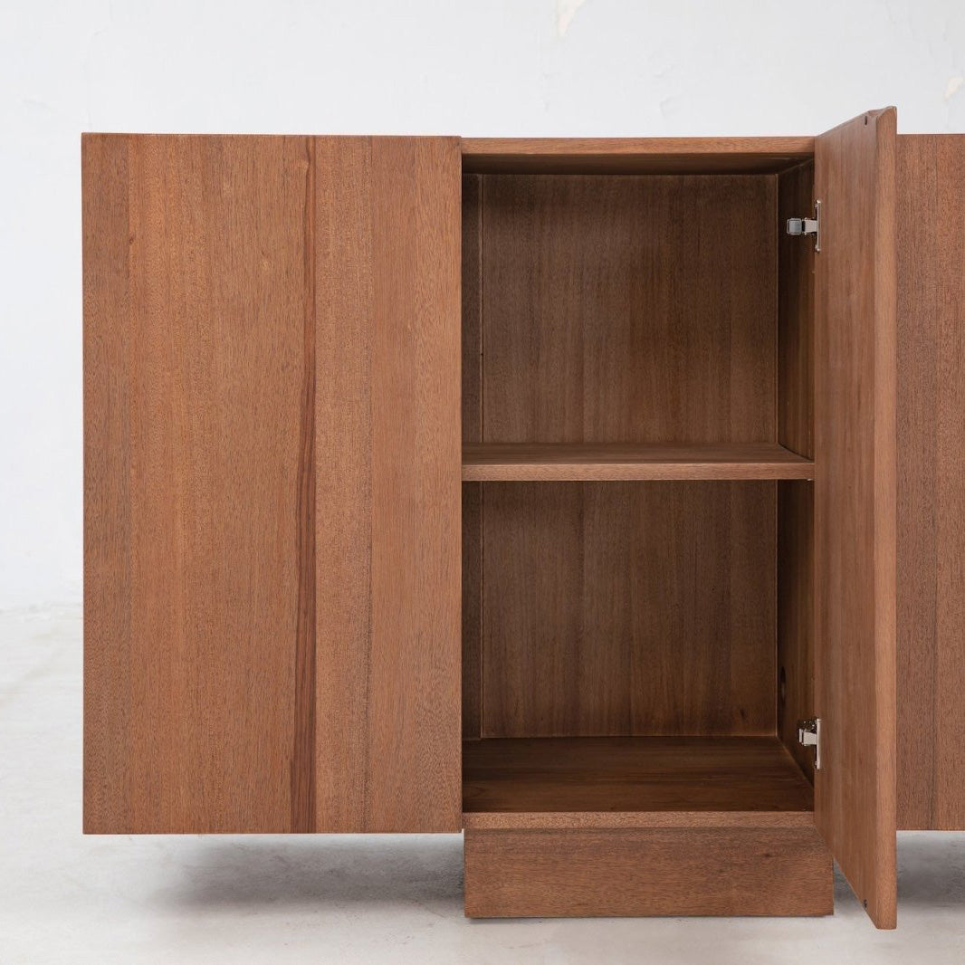 Wolo Sideboard