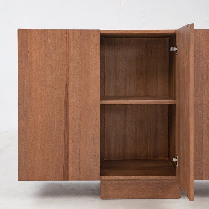 Wolo Sideboard