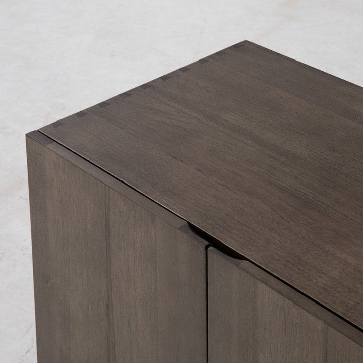 Wolo Sideboard