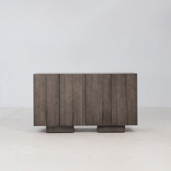 Wolo Sideboard