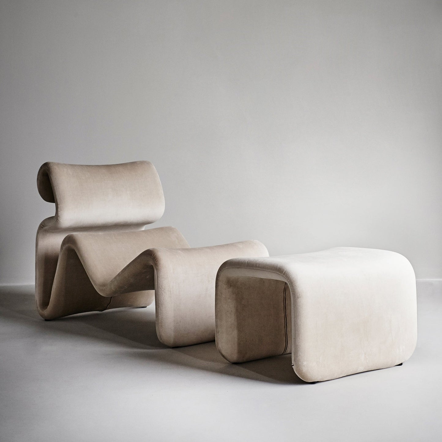 Etcetera Lounge Chair + Footstool - Official